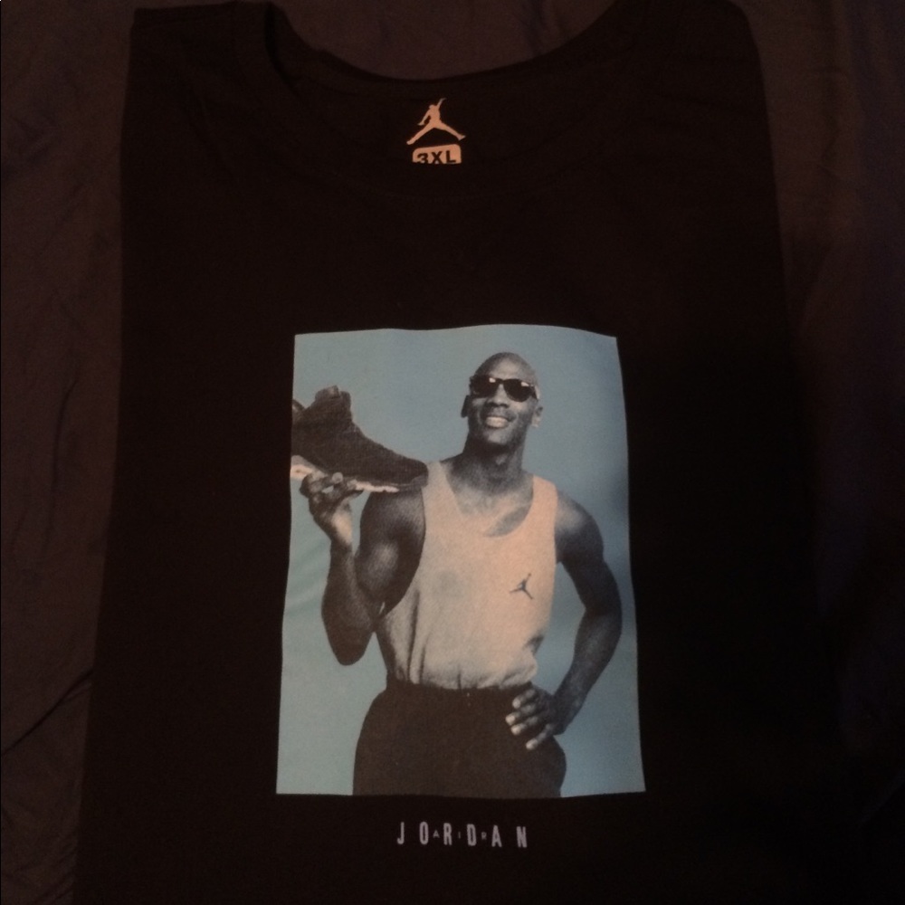 Jordan 6 (UNC) t-shirt